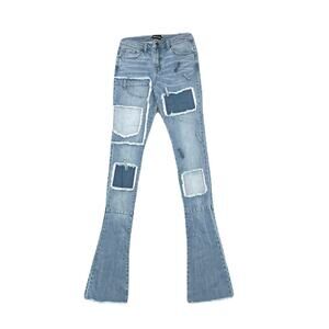 Doctrine Superstacks Men’s Jean’s With Patches On Them Like New